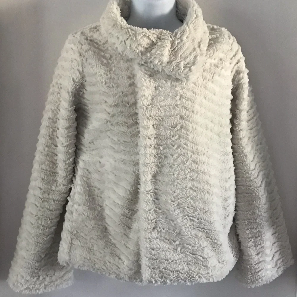 Patagonia Pelage Faux Fur Ivory Jacket